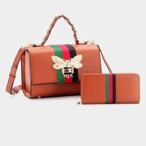 Brown Leather Honey Bee Chain Link Color Block Crystal Tote Purse Bag Wallet Set